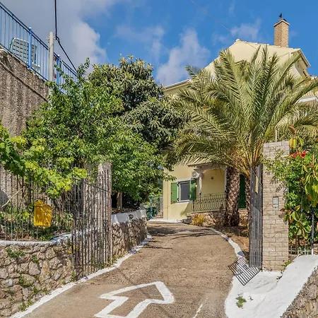 아파트 Veroni's 2 바티